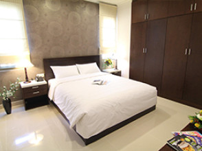 WMC TOWER - Mayfair Suites