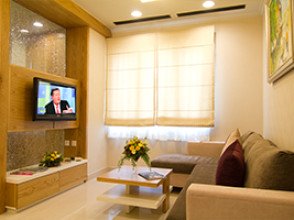 WMC TOWER - Mayfair Suites