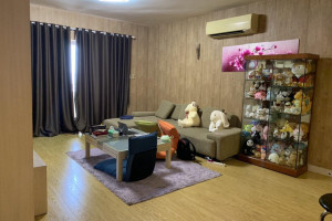 Khu căn hộ Hùng Vương Plaza