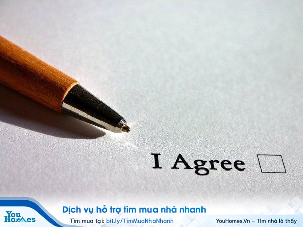 Mọi hợp đồng trong quá trình giao dịch, mua bán đất đều quan trọng. YouHomes gửi tới bạn một số điều cần lưu ý trước đặt bút ký hợp đồng mua bán đất.