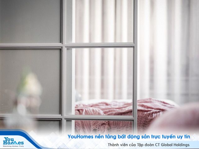 Căn hộ rộng 61m² đẹp bí ẩn, sang trọng nhờ bài trí sắc màu trung tính vô cùng ăn ý - Ảnh 10.