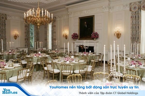 Phòng ăn State Floor là nơi tổ chức những bữa tối trang trọng nhất