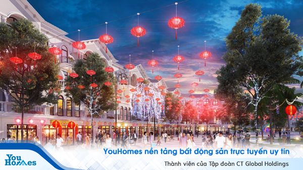Chỉ trong khoảng 3 tháng, dự án đã bán hơn 60% số lượng căn shop thuộc khu phố mua sắm thương mại trong quần thể dự án Grand World. Chủ đầu tư đưa Vincom Retail - đơn vị quản lý vận hành hệ thống trung tâm thương mại Vincom trên cả nước vào đảm nhiệm khai thác vận hành khu shop. Được biết, khi đi vào vận hành, ngoài việc quản lý, đảm bảo cho khu shop vận hành một cách quy củ, mang lại sự yên tâm cho nhà đầu tư, thì Vincom Retail còn hỗ trợ các nhà đầu tư tìm kiếm khách thuê cũng như liên tục tổ chức các hoạt động lễ hội nhằm thu hút khách du lịch đến vui chơi, mua sắm và nghỉ dưỡng tại đây. Tổng hòa của kinh nghiệm dày dặn trong lĩnh vực bán lẻ của Vincom Retail với sức hút của du lịch mua sắm chính là chìa khóa cho sự thành công của mô hình shop bên bờ biển.