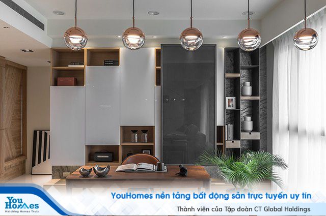 Nhà hẹp vẫn sang trọng và rộng rãi nhờ tủ âm tường bằng gỗ kính - Ảnh 6. Nhà hẹp vẫn sang trọng và rộng rãi nhờ tủ âm tường bằng gỗ kính - Ảnh 6.