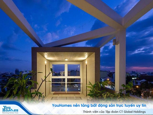 Nhà ống 4 tầng, mặt tiền hẹp vẫn đẹp long lanh - Ảnh 12.