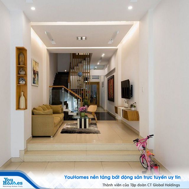 Nhà ống 4 tầng, mặt tiền hẹp vẫn đẹp long lanh - Ảnh 2.