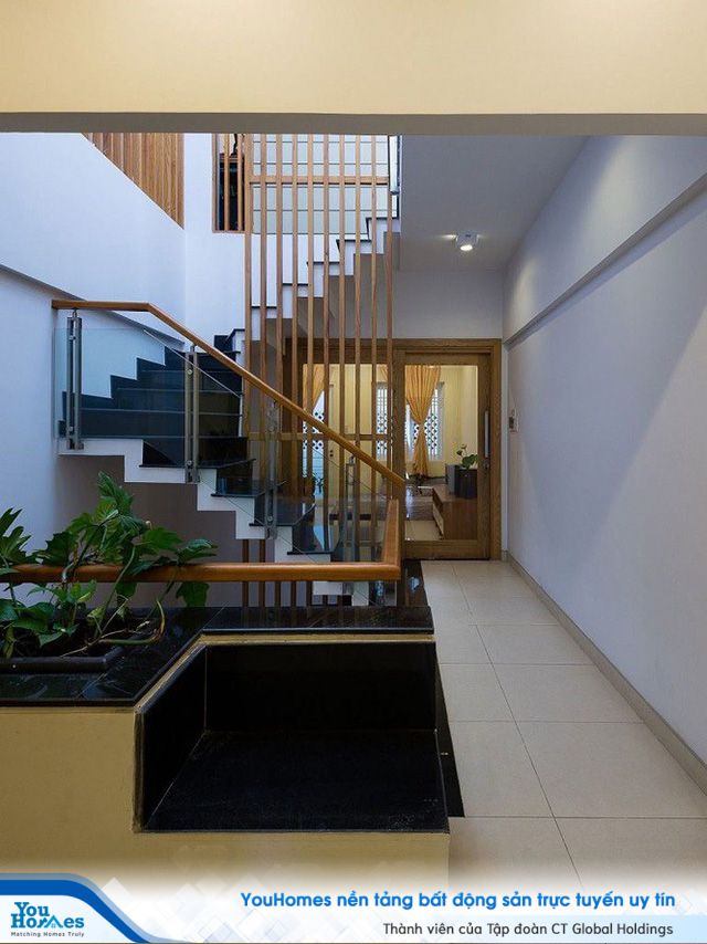 Nhà ống 4 tầng, mặt tiền hẹp vẫn đẹp long lanh - Ảnh 7.