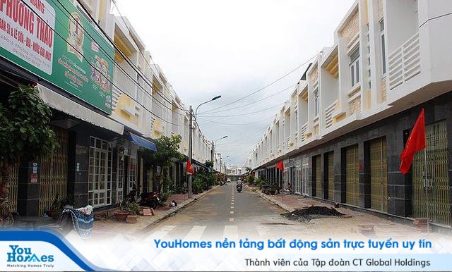 Dân hoang mang vì nhà đang ở có nguy cơ phải trả lại - Ảnh 1.