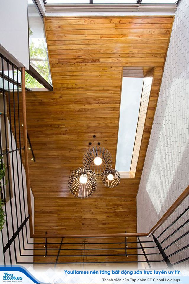 Nhà phố 2 tầng khoảng 1 tỷ đẹp mê mẩn với thiết kế gây ấn tượng mạnh - Ảnh 5.