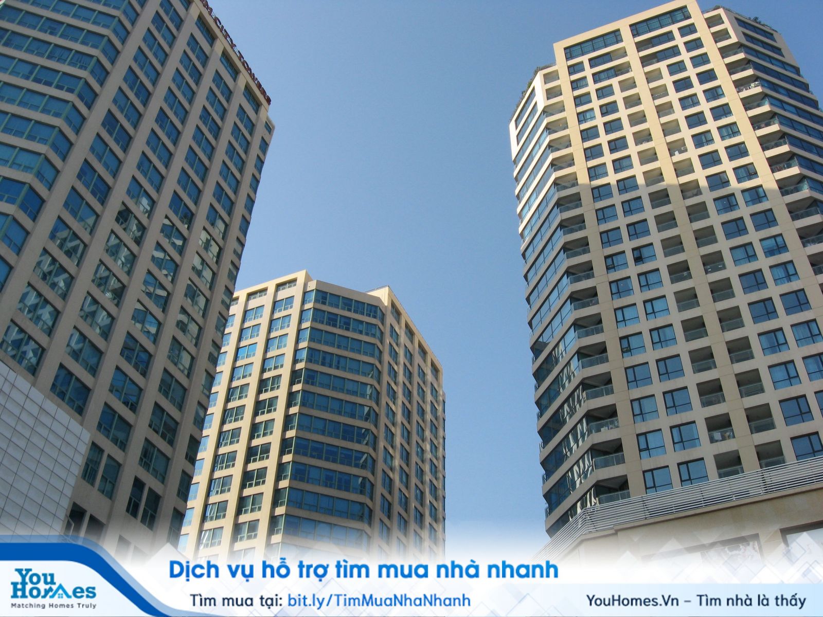 Tòa tháp Vincom Park Place (Vincom Bà Triệu) tọa lạc tại 191 Bà Triệu.