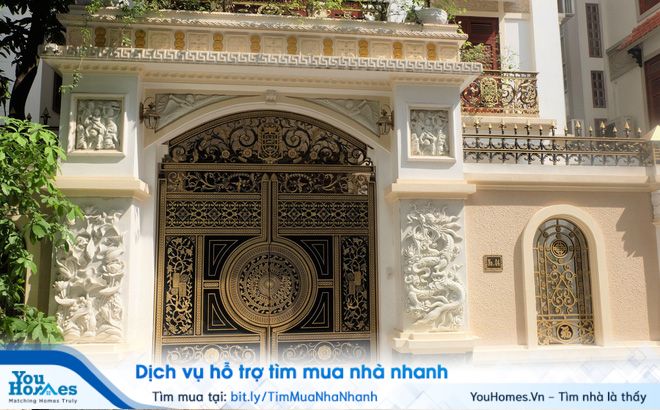 Cổng biệt thự nên mở hướng vào trong...