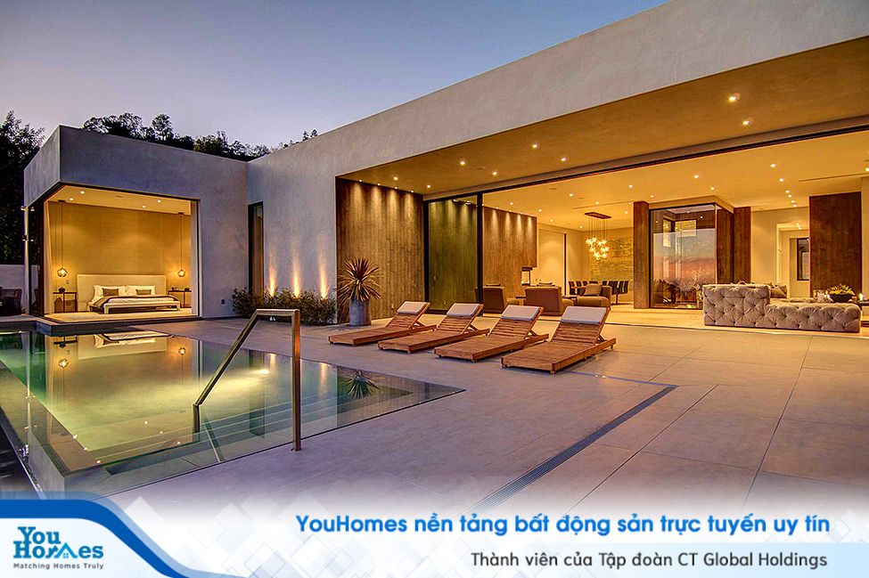 Swimming Pool and Lights