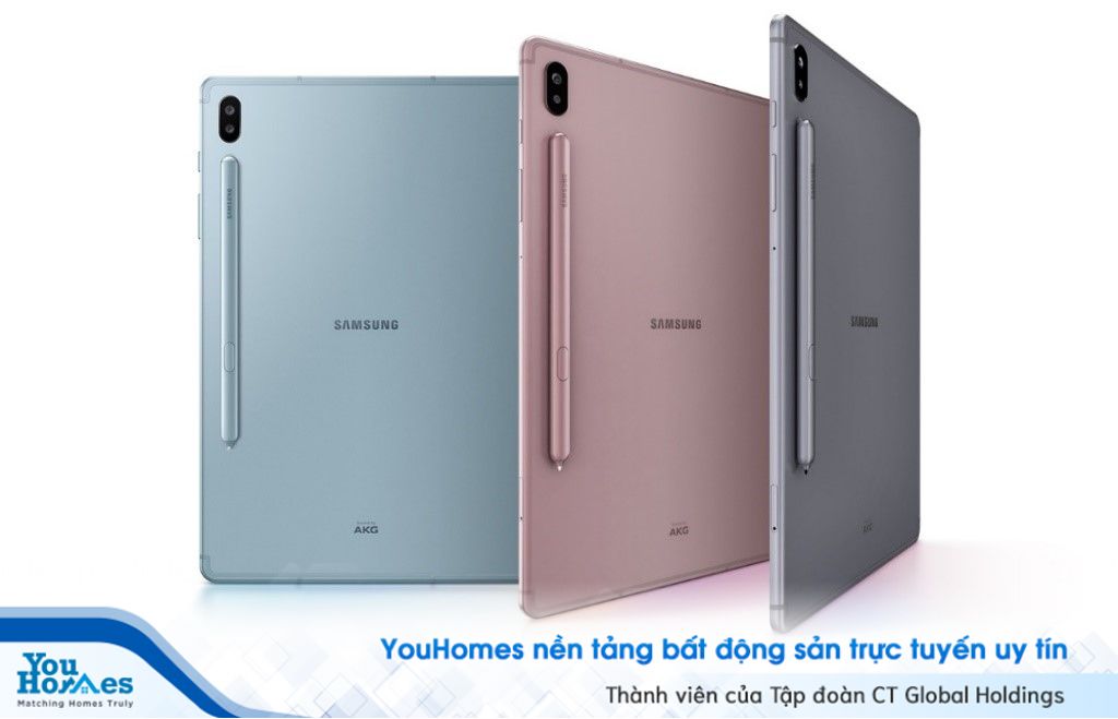 Với độ dày chỉ 5.7 mm bạn có thể dễ dàng cho vào túi xách và mang theo đi bất cứ đâu mà mình muốn