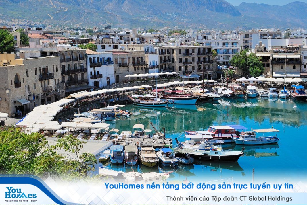 Thẻ PR và hộ chiếu tại Síp có giá trị trong bao nhiêu năm?