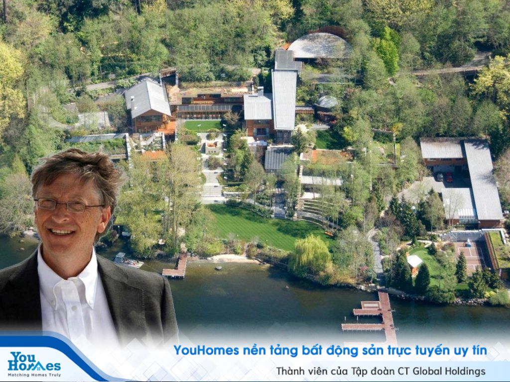 Ngôi biệt thự mang tên Xanadu 2.0 - tên ngôi nhà của nhân vật chính trong một bộ phim Citizen Kane - phim giả tưởng nổi tiếng của Mỹ vào năm 1941.