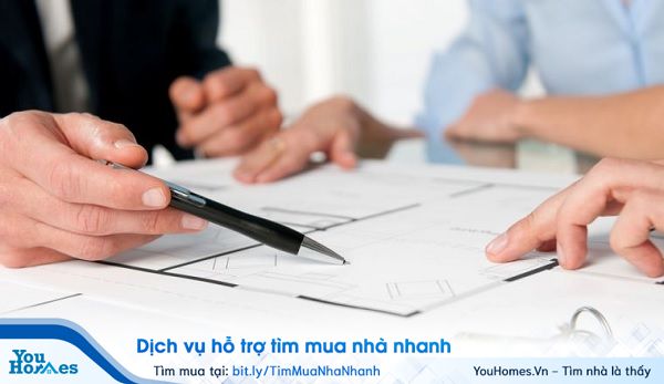 Khi tiến hành làm hợp đồng đặt cọc cần nhờ người có kinh nghiệm hoặc văn phòng công chứng giúp để tránh rủi ro.