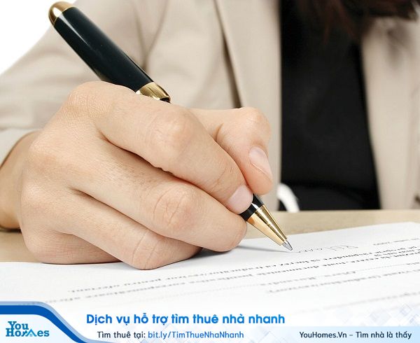 Hợp đồng thuê nhà ở là một dạng cụ thể của hợp đồng thuê tài sản, là sự thỏa thuận bằng văn bản giữa bên cho thuê và bên thuê.