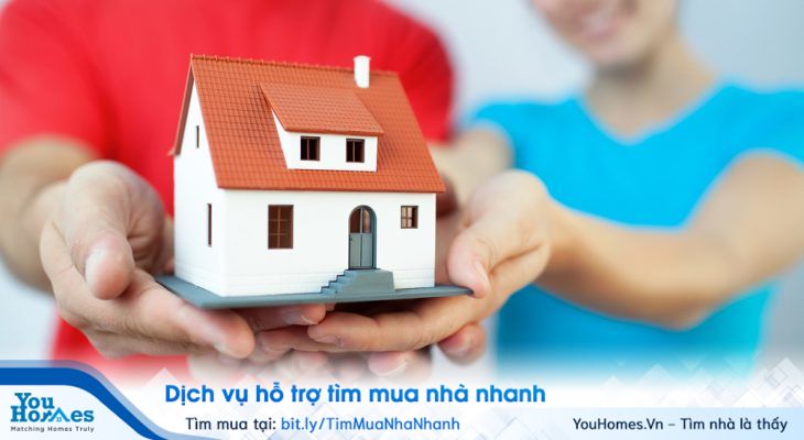 Bạn nên lựa chọn hình thức vay mua nhà trả góp bởi thay vì số tiền bạn bỏ ra để thuê nhà trọ hàng tháng bạn sẽ bỏ tiền hàng tháng ra tích góp để có được căn nhà cho riêng mình.