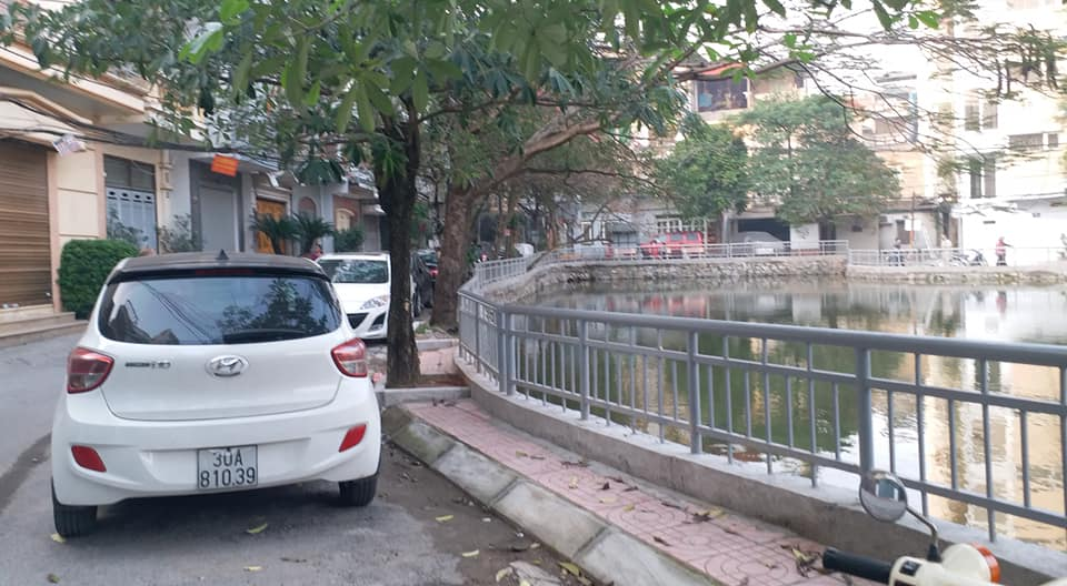 Tập thể Đường Sông