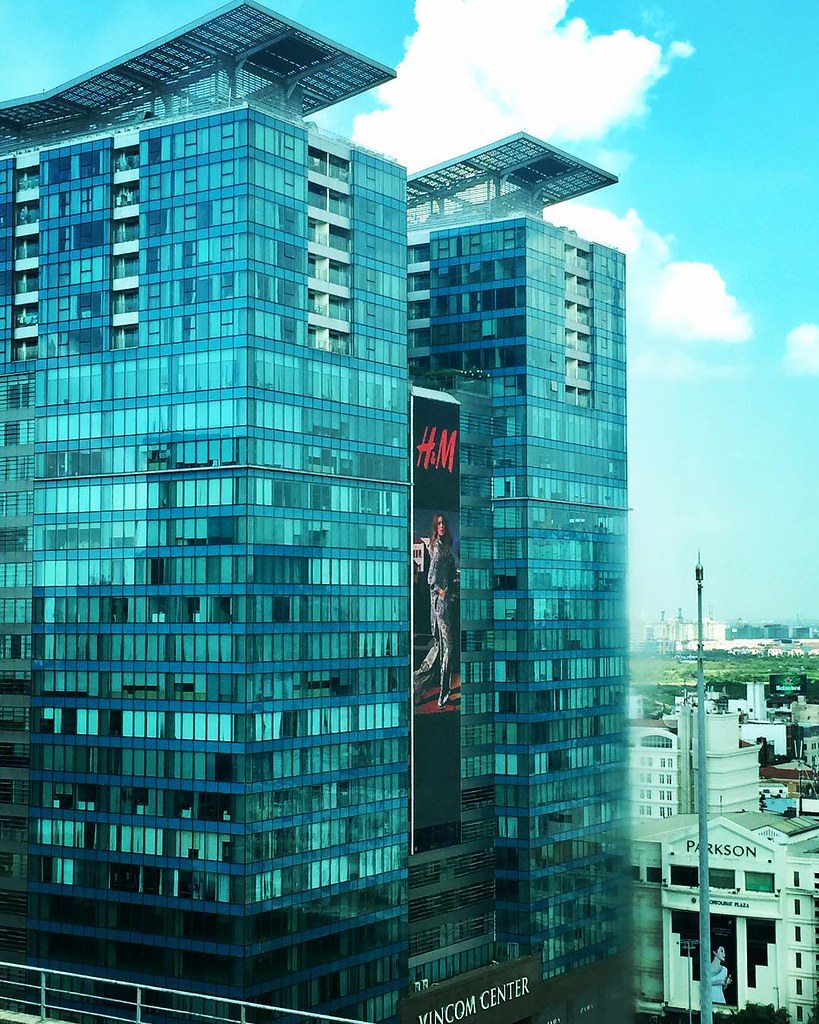 Khu phức hợp Vincom Center