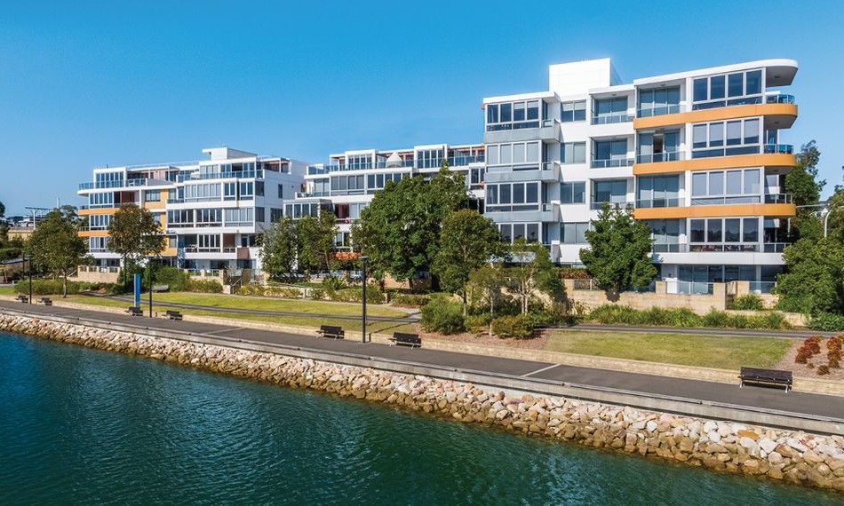 Khu phức hợp căn hộ dịch vụ The Waterfront Residence