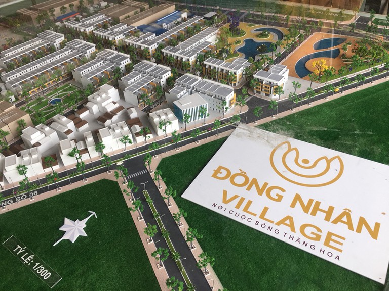 Đồng Nhân Village